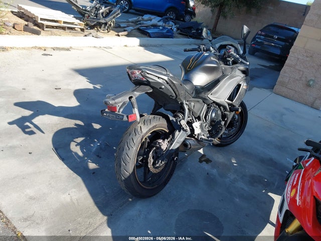 Kawasaki Ex650 R 2023 ML5EXER11PDA88776 Image 4