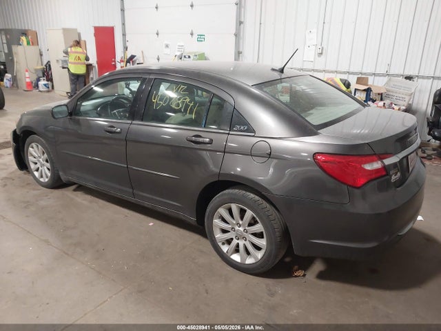 Aukcja sprzedaży 2014 Chrysler 200 Touring, vin: 1C3CCBBG3EN237218, numer aukcji: 45028941