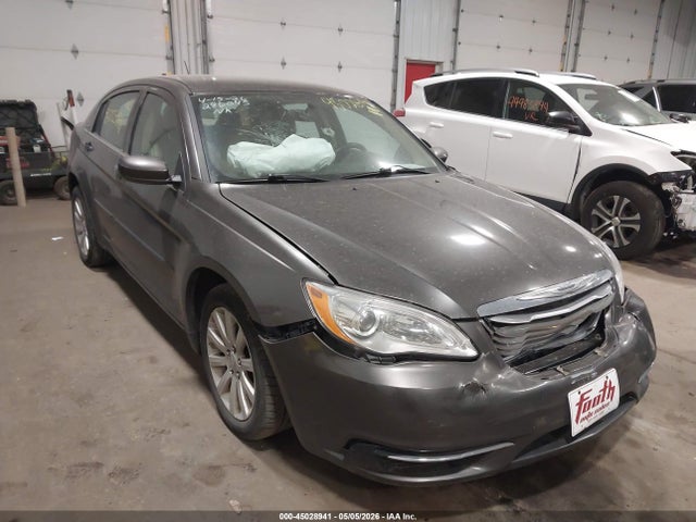 Aukcja sprzedaży 2014 Chrysler 200 Touring, vin: 1C3CCBBG3EN237218, numer aukcji: 45028941