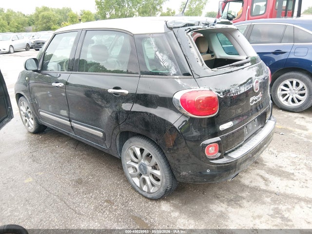45028965 :رقم المزاد ، ZFBCFACH4FZ036218 vin ، 2015 Fiat 500l Lounge مزاد بيع