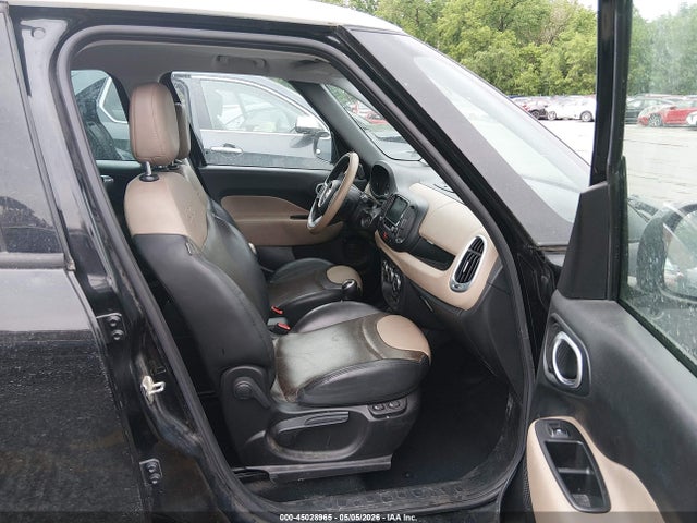 45028965 :رقم المزاد ، ZFBCFACH4FZ036218 vin ، 2015 Fiat 500l Lounge مزاد بيع