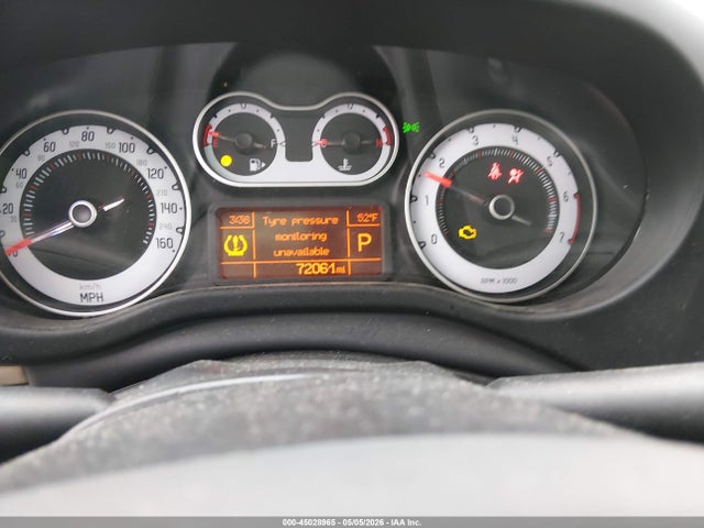 45028965 :رقم المزاد ، ZFBCFACH4FZ036218 vin ، 2015 Fiat 500l Lounge مزاد بيع