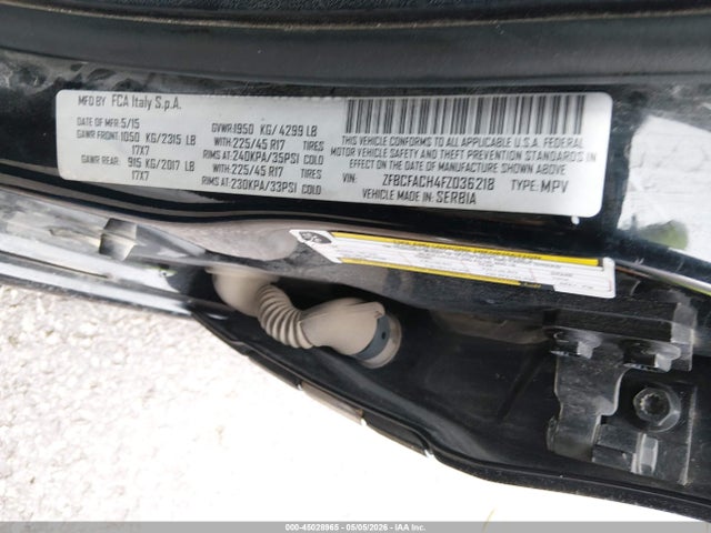 45028965 :رقم المزاد ، ZFBCFACH4FZ036218 vin ، 2015 Fiat 500l Lounge مزاد بيع