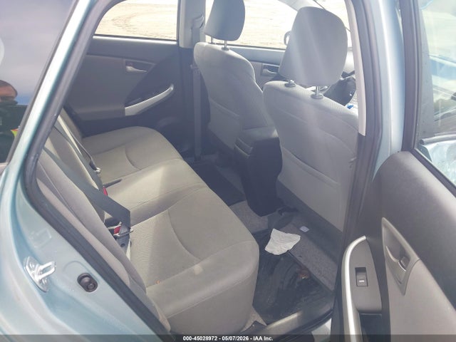 Toyota Prius Three 2014 JTDKN3DU5E1771662 Image 8