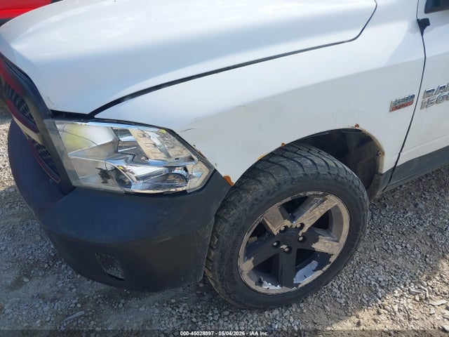 Продаж на аукціоні авто 2018 Ram 1500 Tradesman  4x4 6'4 Box, vin: 1C6RR7ST0JS206347, номер лоту: 45028997