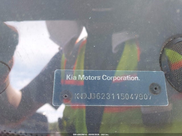 45029014 :رقم المزاد ، KNDJB623115047907 vin ، 2001 Kia Sportage مزاد بيع