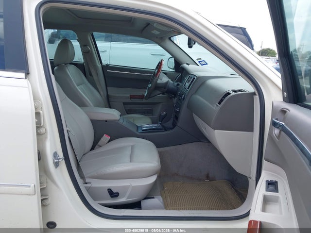 45029018 :رقم المزاد ، 2C3KA53G57H833461 vin ، 2007 Chrysler 300 Touring مزاد بيع