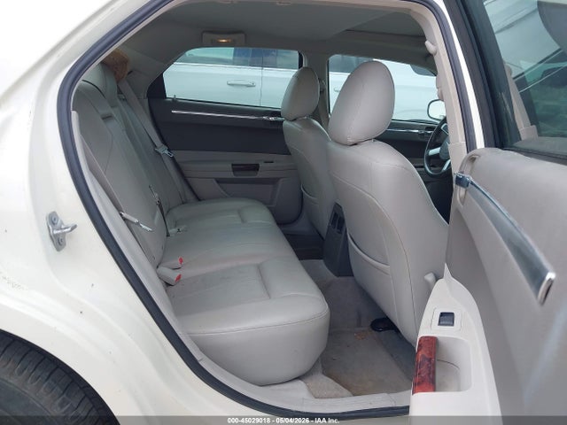 45029018 :رقم المزاد ، 2C3KA53G57H833461 vin ، 2007 Chrysler 300 Touring مزاد بيع