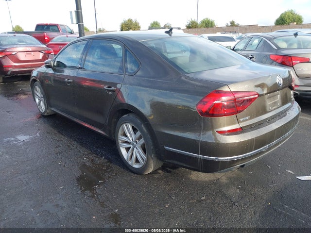 1VWLA7A31KC014273 Volkswagen Passat 2.0t Wolfsburg Edition