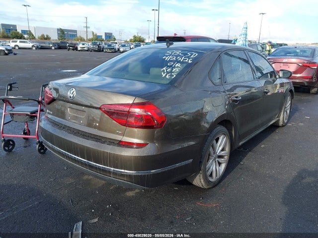 1VWLA7A31KC014273 Volkswagen Passat 2.0t Wolfsburg Edition