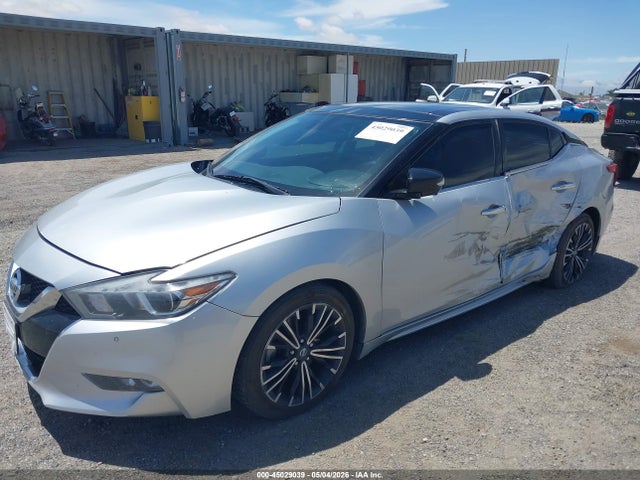 1N4AA6AP5HC387029 Nissan Maxima 3.5 Platinum