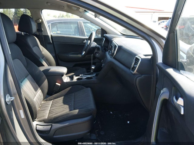 Продажа на аукционе авто 2017 Kia Sportage Lx, vin: KNDPMCAC2H7158551, номер лота: 45029060