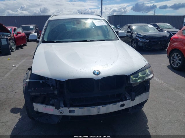 5UXWZ7C52F0M82641 BMW X3 Sdrive28i