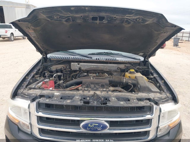 Продажа на аукционе авто 2016 Ford Expedition El Xlt, vin: 1FMJK1JT9GEF38119, номер лота: 45029095