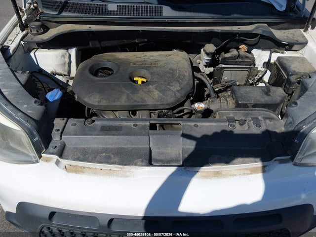 45029108 :رقم المزاد ، KNDJP3A57E7011233 vin ، 2014 Kia Soul + مزاد بيع