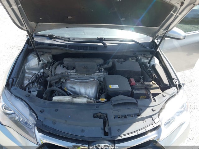 2015 Toyota Camry Se მანქანა იყიდება აუქციონზე, vin: 4T1BF1FK8FU085690, აუქციონის ნომერი: 45029126
