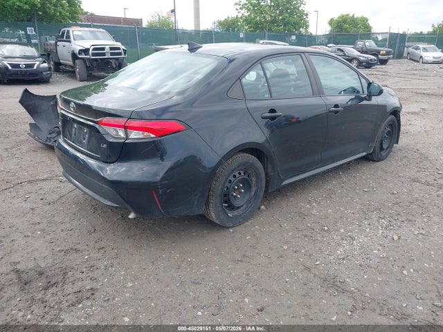 45029151 :رقم المزاد ، 5YFEPMAEXNP331894 vin ، 2022 Toyota Corolla Le مزاد بيع