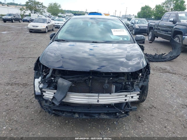 45029151 :رقم المزاد ، 5YFEPMAEXNP331894 vin ، 2022 Toyota Corolla Le مزاد بيع