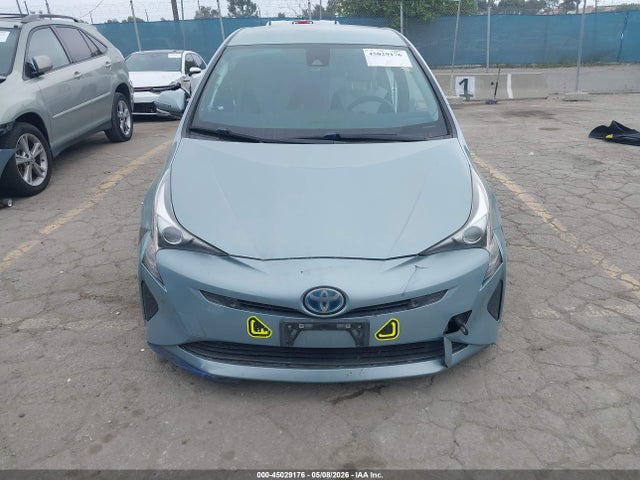 Продажа на аукционе авто 2017 Toyota Prius Two, vin: JTDKBRFU4H3558557, номер лота: 45029176