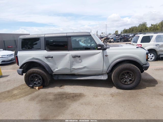 Продажа на аукционе авто 2022 Ford Bronco Wildtrak, vin: 1FMEE5DP0NLB68928, номер лота: 45029185