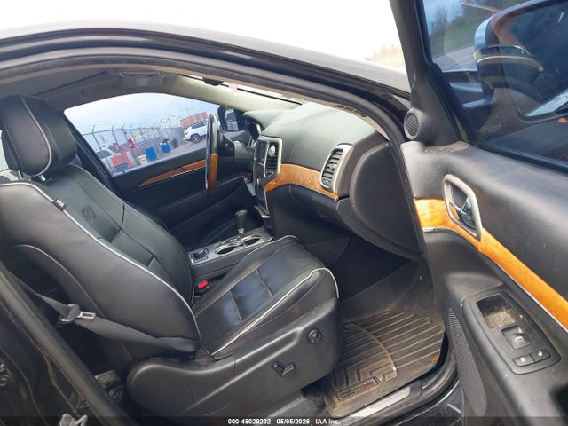 45029202 :رقم المزاد ، 1J4RR6GT1BC647583 vin ، 2011 Jeep Grand Cherokee Overland مزاد بيع