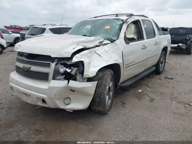 45029223 :رقم المزاد ، 3GNMCGE01BG114962 vin ، 2011 Chevrolet Avalanche 1500 Ltz مزاد بيع