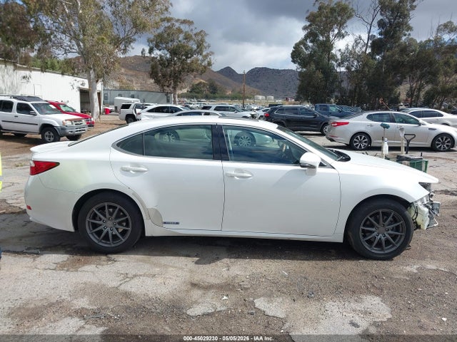 Продаж на аукціоні авто 2013 Lexus Es 300h, vin: JTHBW1GG3D2018355, номер лоту: 45029230