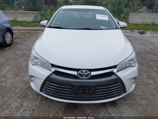 2015 Toyota Camry Le მანქანა იყიდება აუქციონზე, vin: 4T4BF1FKXFR494943, აუქციონის ნომერი: 45029288