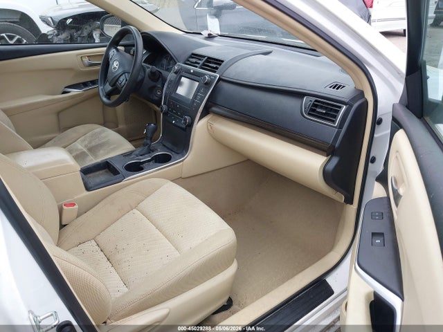 2015 Toyota Camry Le მანქანა იყიდება აუქციონზე, vin: 4T4BF1FKXFR494943, აუქციონის ნომერი: 45029288