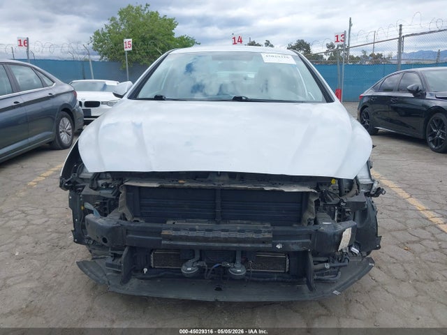 2019 Hyundai Sonata Hybrid Se მანქანა იყიდება აუქციონზე, vin: KMHE24L3XKA091056, აუქციონის ნომერი: 45029316
