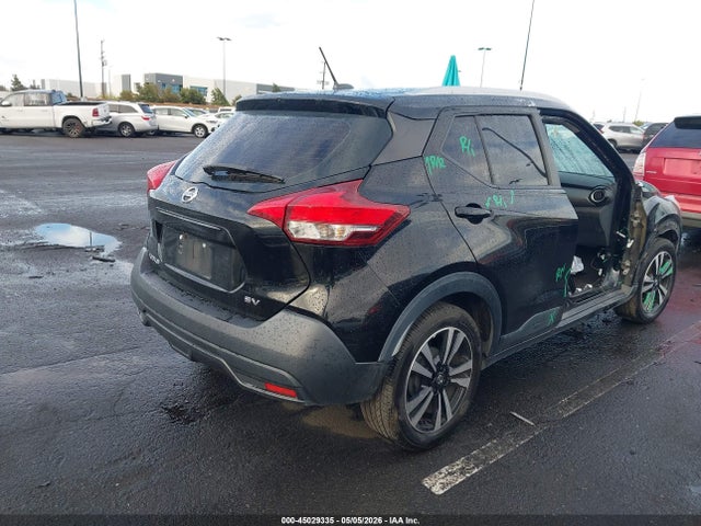 3N1CP5CU2KL546439 Nissan KICKS SV