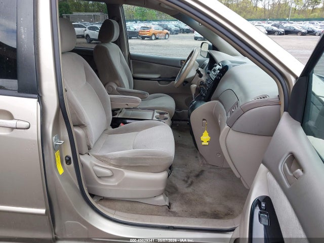Продаж на аукціоні авто 2004 Toyota Sienna Le, vin: 5TDZA23C54S090075, номер лоту: 45029341