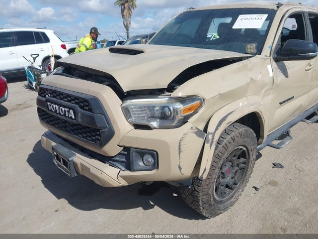 Toyota Tacoma Dbl Cab/sr/trdspt/or/pro 2017 3TMCZ5AN7HM104424 Image 6