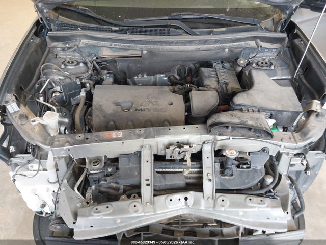45029349 :رقم المزاد ، JA4AZ3A39LZ026479 vin ، 2020 Mitsubishi Outlander Es 2.4 S-awc مزاد بيع
