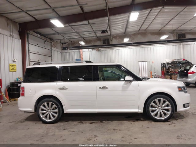 2017 Ford Flex Limited მანქანა იყიდება აუქციონზე, vin: 2FMHK6DT7HBA13841, აუქციონის ნომერი: 45029358