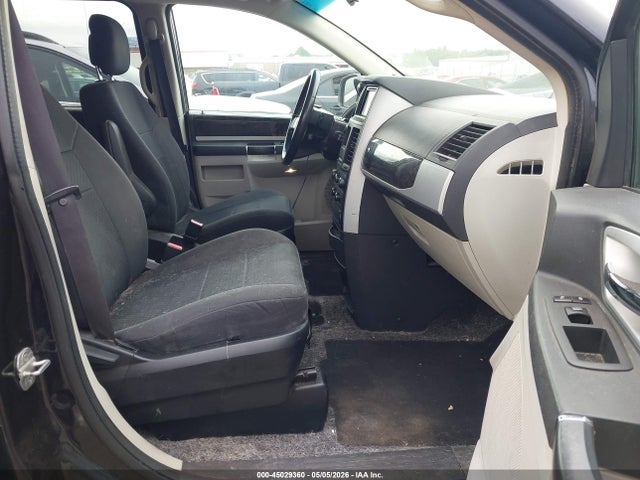 2010 Dodge Grand Caravan Crew მანქანა იყიდება აუქციონზე, vin: 2D4RN6DX7AR463038, აუქციონის ნომერი: 45029360