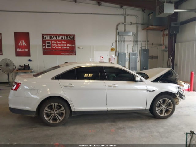 45029383 :رقم المزاد ، 1FAHP2E82DG150185 vin ، 2013 Ford Taurus Sel مزاد بيع