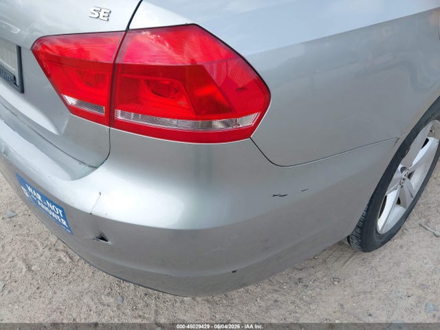 2013 Volkswagen Passat 2.5l Se მანქანა იყიდება აუქციონზე, vin: 1VWBP7A34DC041416, აუქციონის ნომერი: 45029429