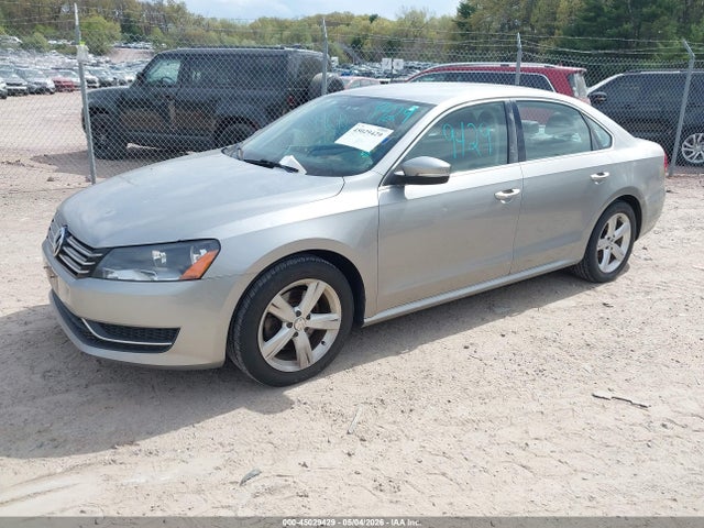 2013 Volkswagen Passat 2.5l Se მანქანა იყიდება აუქციონზე, vin: 1VWBP7A34DC041416, აუქციონის ნომერი: 45029429