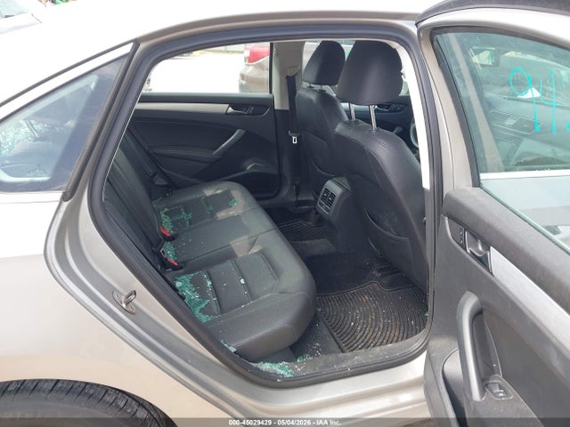 2013 Volkswagen Passat 2.5l Se მანქანა იყიდება აუქციონზე, vin: 1VWBP7A34DC041416, აუქციონის ნომერი: 45029429