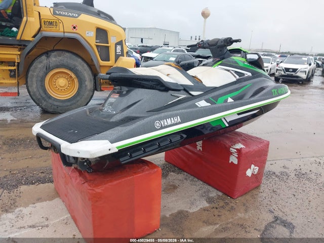 Yamaha Vxr 1800 2017 YAMA0158J617 Image 2