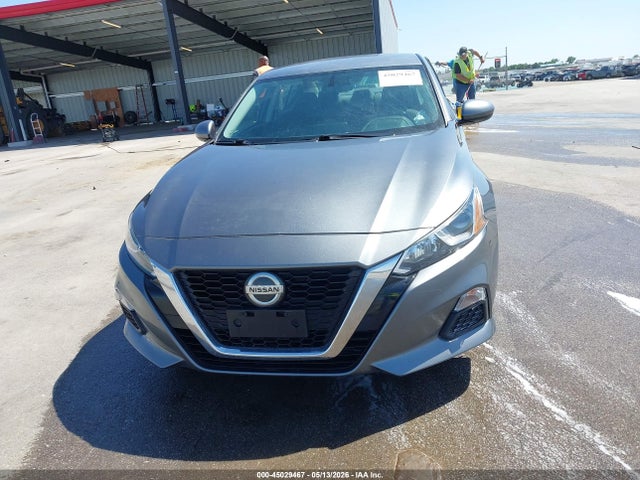 1N4BL4BV5LC213678 Nissan Altima S Fwd