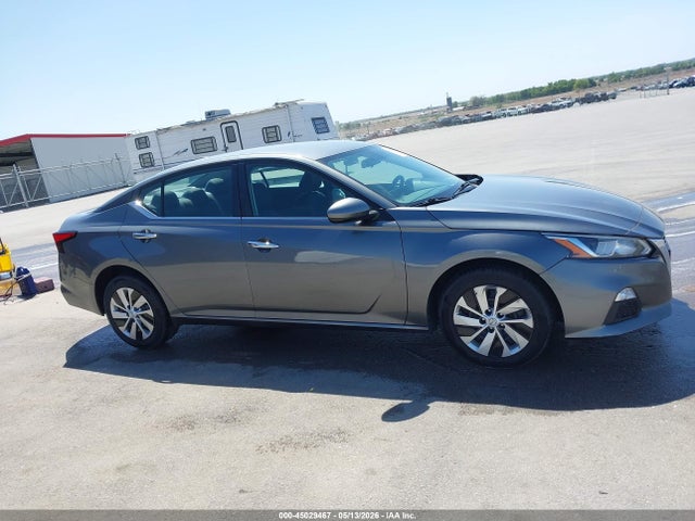 1N4BL4BV5LC213678 Nissan Altima S Fwd