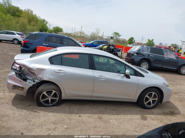 45029479 :رقم المزاد ، 19XFB2F75FE232792 vin ، 2015 Honda Civic Se مزاد بيع