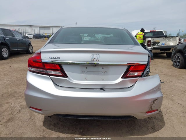 45029479 :رقم المزاد ، 19XFB2F75FE232792 vin ، 2015 Honda Civic Se مزاد بيع