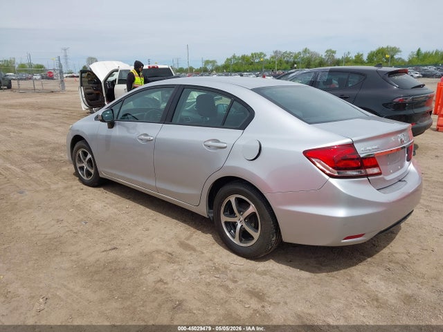 45029479 :رقم المزاد ، 19XFB2F75FE232792 vin ، 2015 Honda Civic Se مزاد بيع