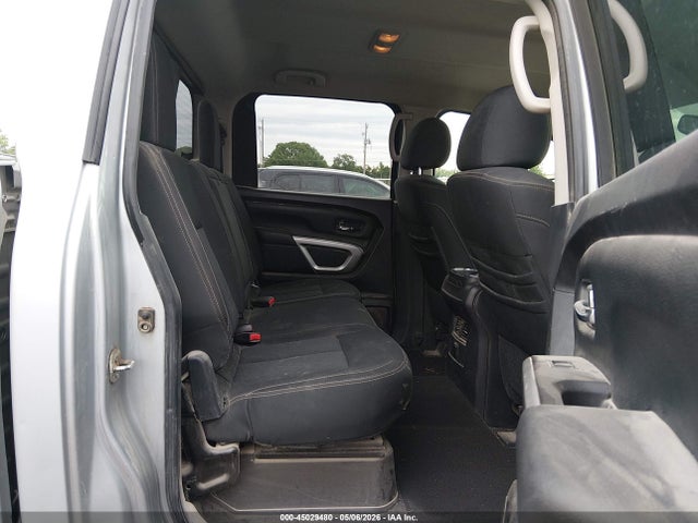 1N6AA1E53HN562711 Nissan TITAN SV