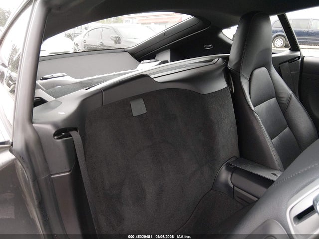 45029481 :رقم المزاد ، WP0AB2A82FK184000 vin ، 2015 Porsche Cayman S مزاد بيع