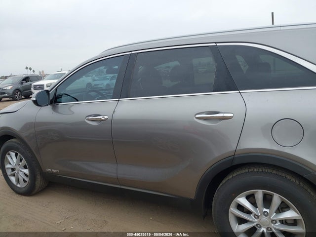 5XYPGDA52JG376187 KIA Sorento 3.3l Lx