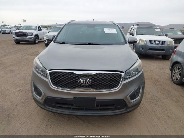 5XYPGDA52JG376187 KIA Sorento 3.3l Lx